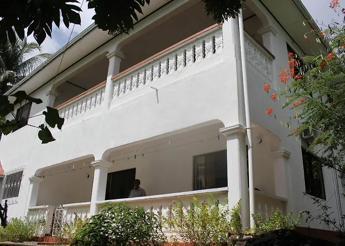 Gigi's Self Catering Apartment Port Glaud