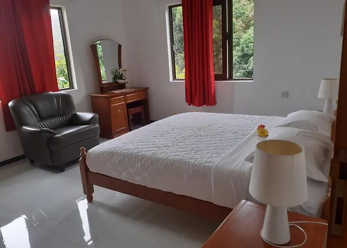 Gigi's Self Catering Apartment Port Glaud