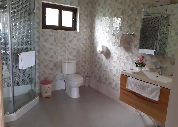 Gigi's Self Catering Apartment *