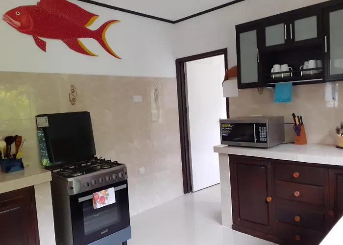 Gigi's Self Catering * Port Glaud