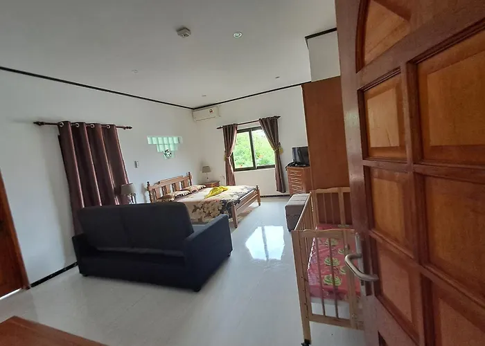 Gigi's Self Catering Apartment *